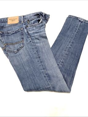 Women’s EUC ABERCROMBIE & FITCH Classic Blue Jeans Sz 30/30 Super Skinny